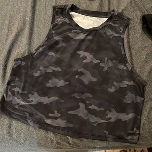 Camo crop top